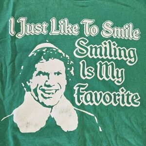 Green Graphic Elf Tee with Smiling Print